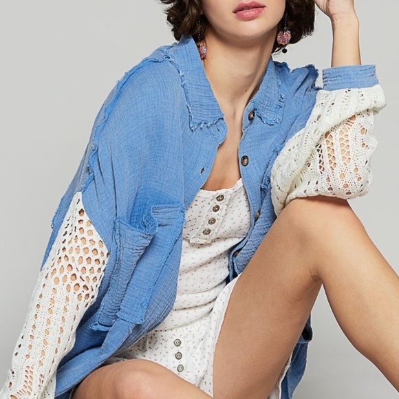 New POL Clothing Women's Gauze Knit Button Front Shacket Oversized Small Blue - Picture 2 of 10